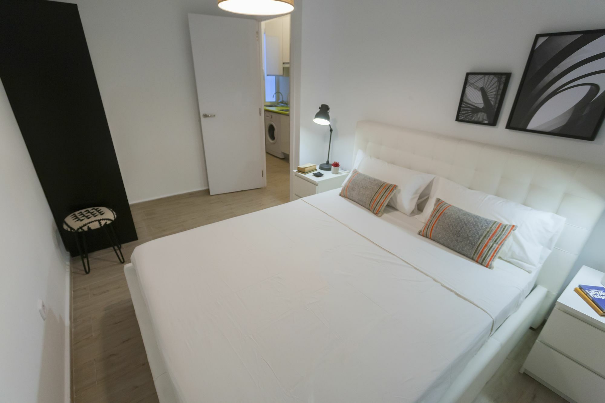 Dobo Rooms Ronda De Segovia Мадрид Экстерьер фото