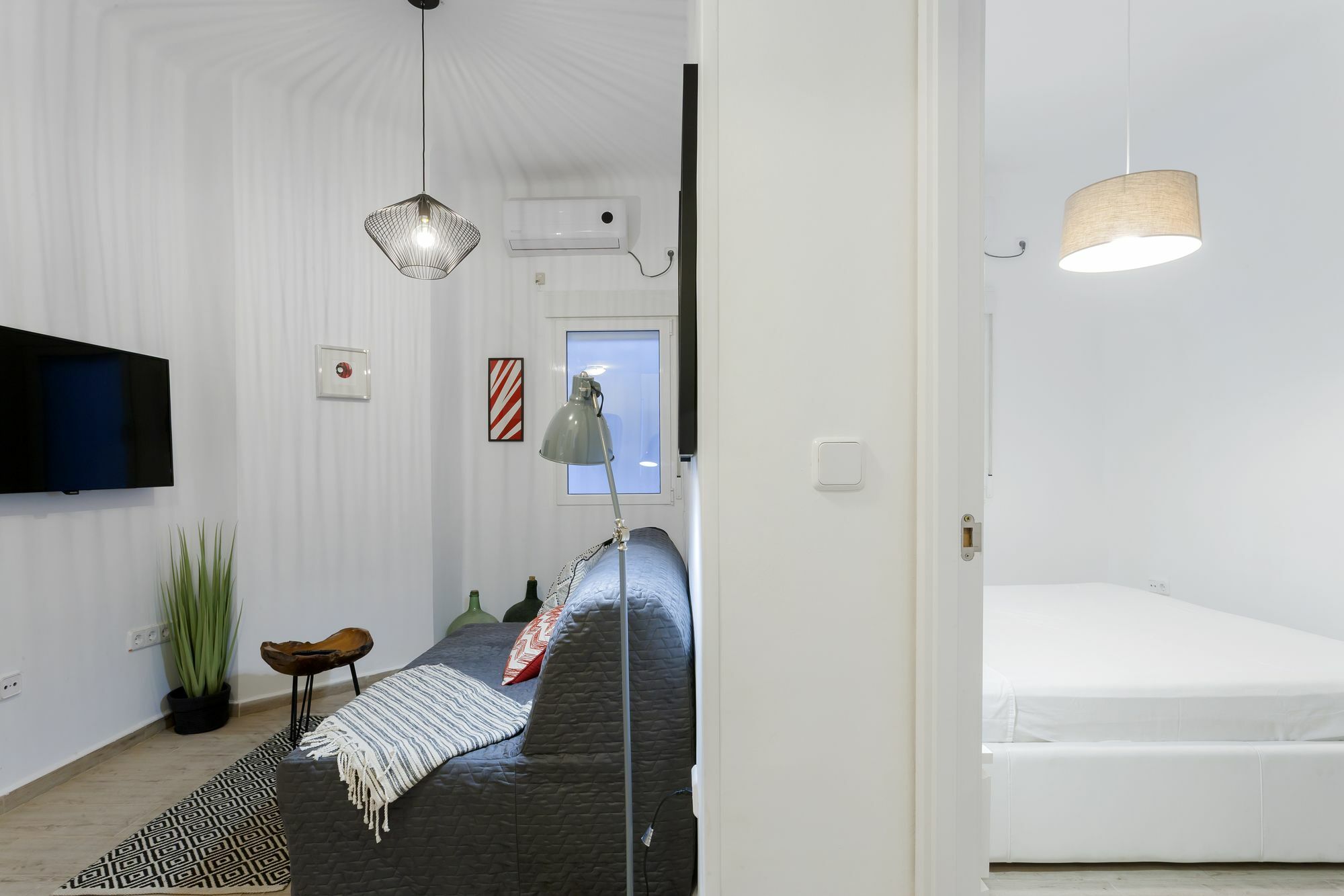 Dobo Rooms Ronda De Segovia Мадрид Экстерьер фото